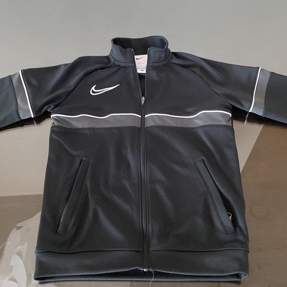 Nike Dri-Fit Full Zip Top - Picture 2 of 7
